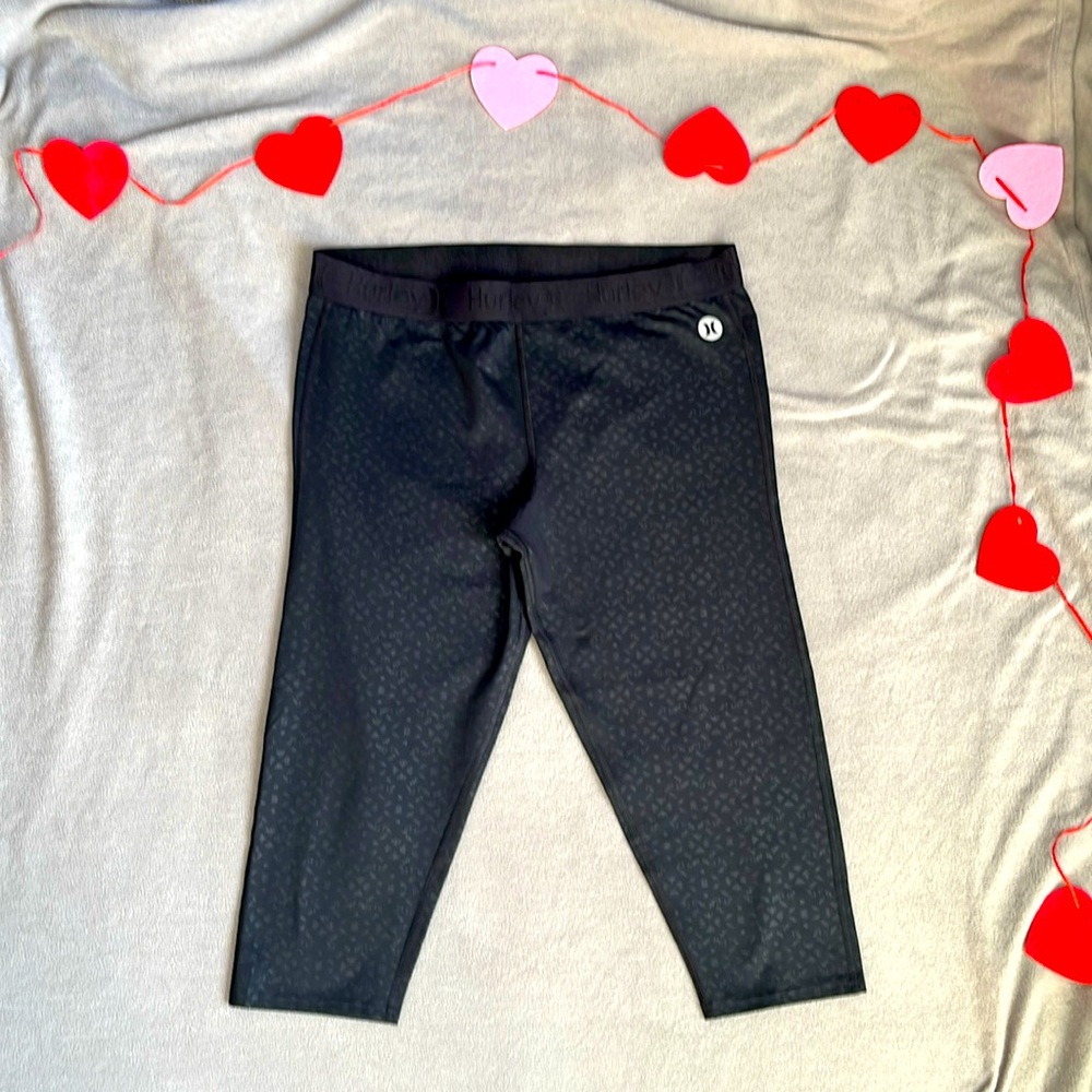 Women’s Hurley dri-fit capri length tights